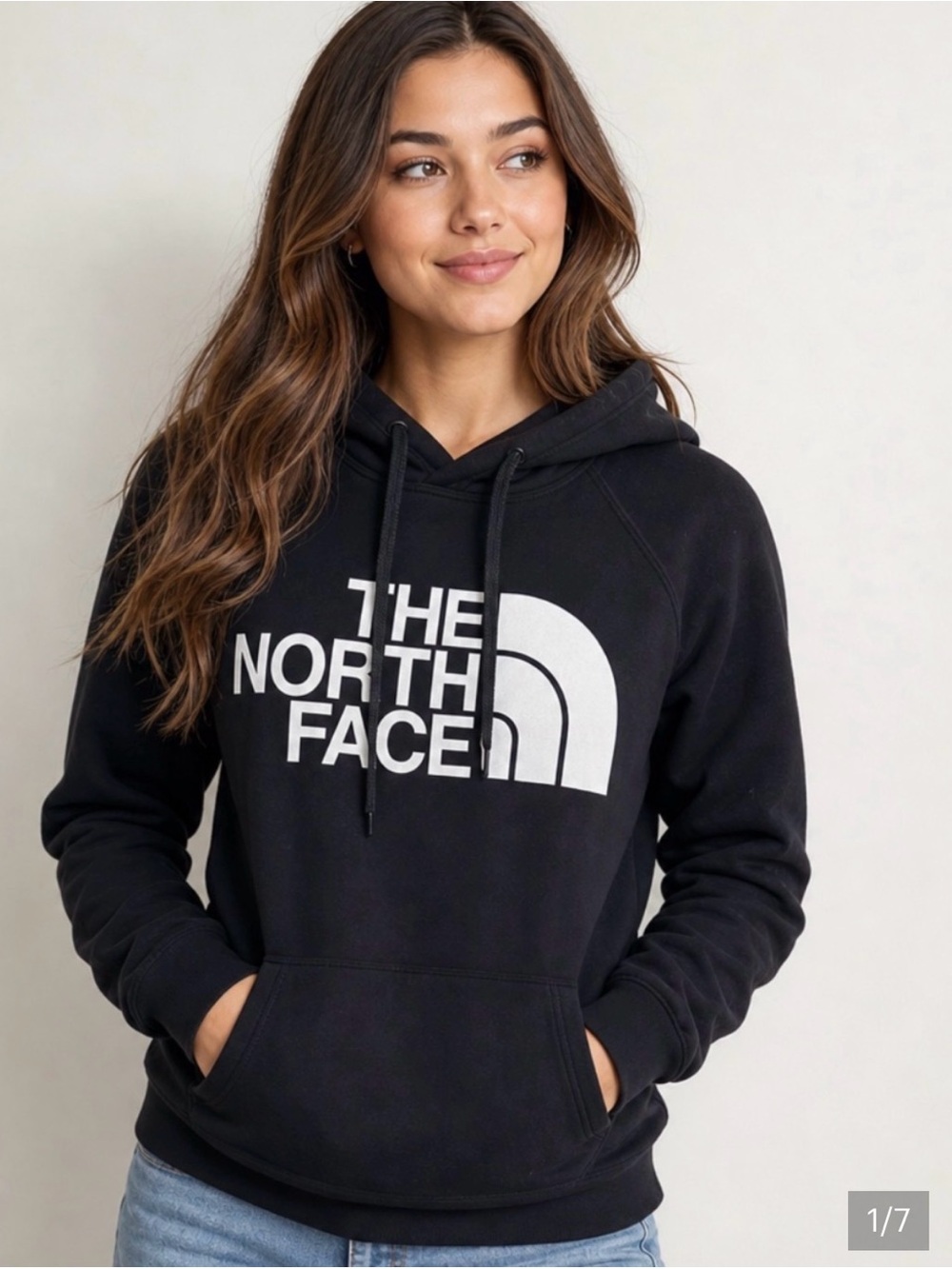 Ladies North Face Hoodie, Medium 🖤